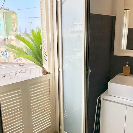 Giader's House - Free Parking Apartment *