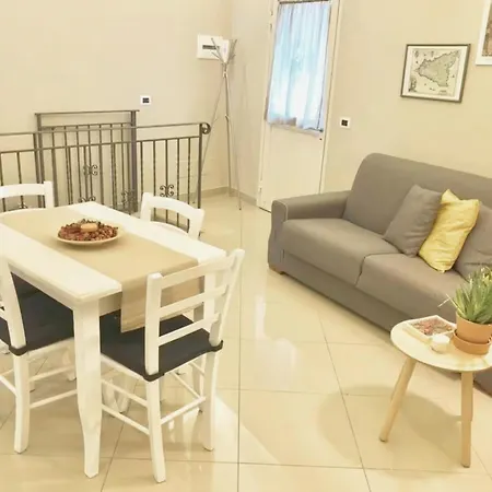 Giader's House - Free Parking Apartamento Catania